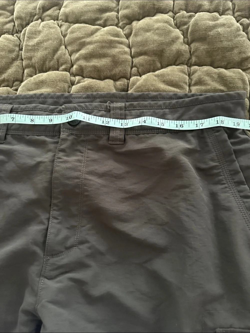The North Face Men's Cargo Shorts — Dark Gray size 38; 9 1/2 inseam